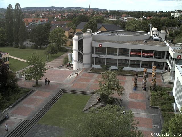 Foto der Webcam: Verwaltungsgeb&auml;ude, Innenhof mit Audimax, H&ouml;rsaal-Geb&auml;ude 1