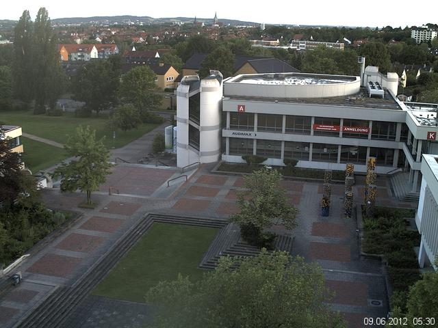 Foto der Webcam: Verwaltungsgeb&auml;ude, Innenhof mit Audimax, H&ouml;rsaal-Geb&auml;ude 1