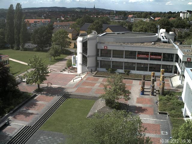 Foto der Webcam: Verwaltungsgeb&auml;ude, Innenhof mit Audimax, H&ouml;rsaal-Geb&auml;ude 1