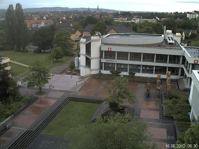 Foto der Webcam: Verwaltungsgeb&auml;ude, Innenhof mit Audimax, H&ouml;rsaal-Geb&auml;ude 1