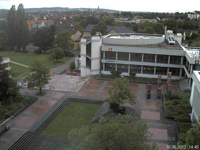 Foto der Webcam: Verwaltungsgeb&auml;ude, Innenhof mit Audimax, H&ouml;rsaal-Geb&auml;ude 1