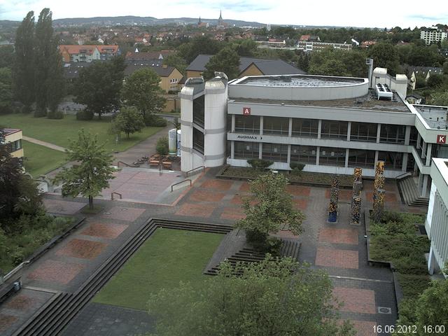 Foto der Webcam: Verwaltungsgeb&auml;ude, Innenhof mit Audimax, H&ouml;rsaal-Geb&auml;ude 1