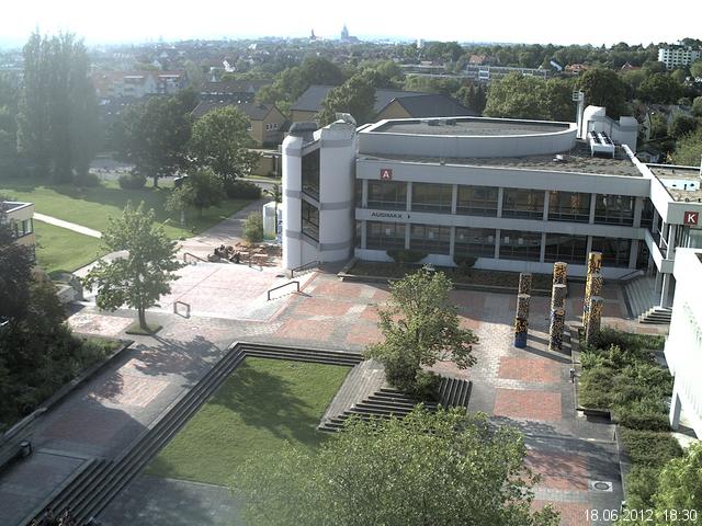 Foto der Webcam: Verwaltungsgeb&auml;ude, Innenhof mit Audimax, H&ouml;rsaal-Geb&auml;ude 1