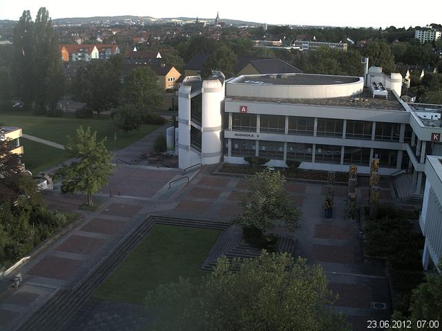 Foto der Webcam: Verwaltungsgeb&auml;ude, Innenhof mit Audimax, H&ouml;rsaal-Geb&auml;ude 1