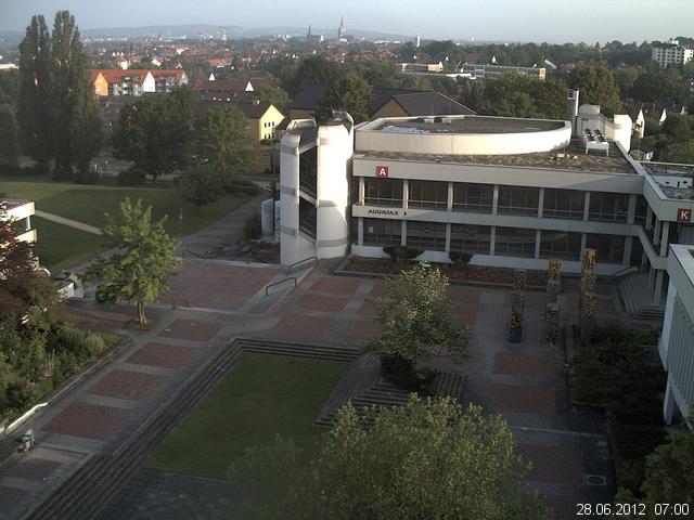 Foto der Webcam: Verwaltungsgeb&auml;ude, Innenhof mit Audimax, H&ouml;rsaal-Geb&auml;ude 1