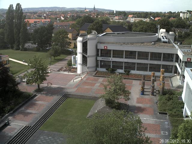 Foto der Webcam: Verwaltungsgeb&auml;ude, Innenhof mit Audimax, H&ouml;rsaal-Geb&auml;ude 1