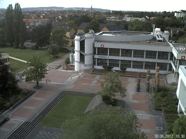 Foto der Webcam: Verwaltungsgeb&auml;ude, Innenhof mit Audimax, H&ouml;rsaal-Geb&auml;ude 1