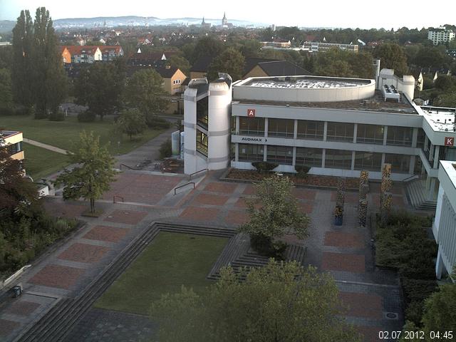 Foto der Webcam: Verwaltungsgeb&auml;ude, Innenhof mit Audimax, H&ouml;rsaal-Geb&auml;ude 1