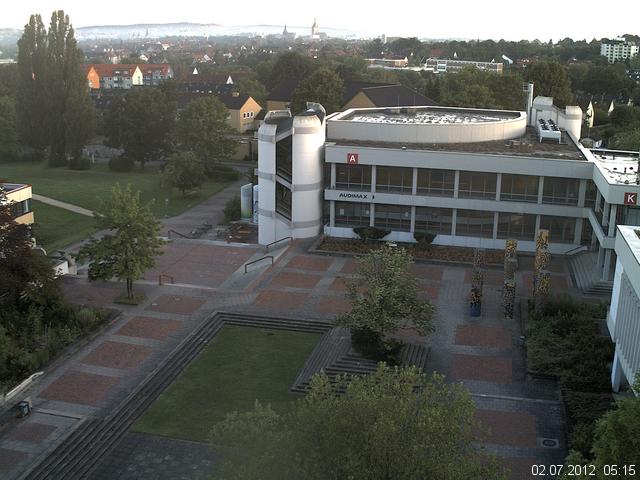 Foto der Webcam: Verwaltungsgeb&auml;ude, Innenhof mit Audimax, H&ouml;rsaal-Geb&auml;ude 1