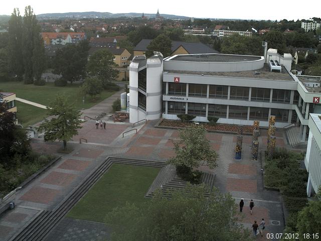 Foto der Webcam: Verwaltungsgeb&auml;ude, Innenhof mit Audimax, H&ouml;rsaal-Geb&auml;ude 1