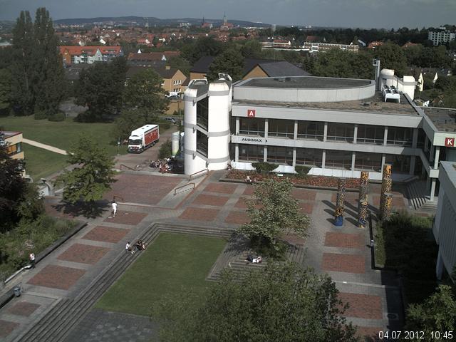 Foto der Webcam: Verwaltungsgeb&auml;ude, Innenhof mit Audimax, H&ouml;rsaal-Geb&auml;ude 1