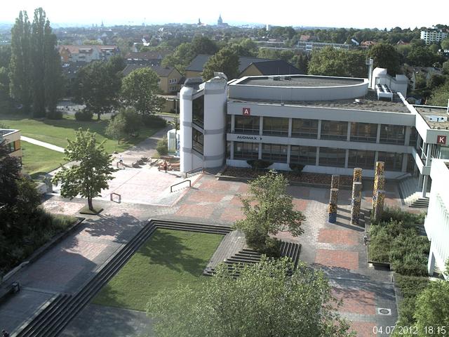 Foto der Webcam: Verwaltungsgeb&auml;ude, Innenhof mit Audimax, H&ouml;rsaal-Geb&auml;ude 1
