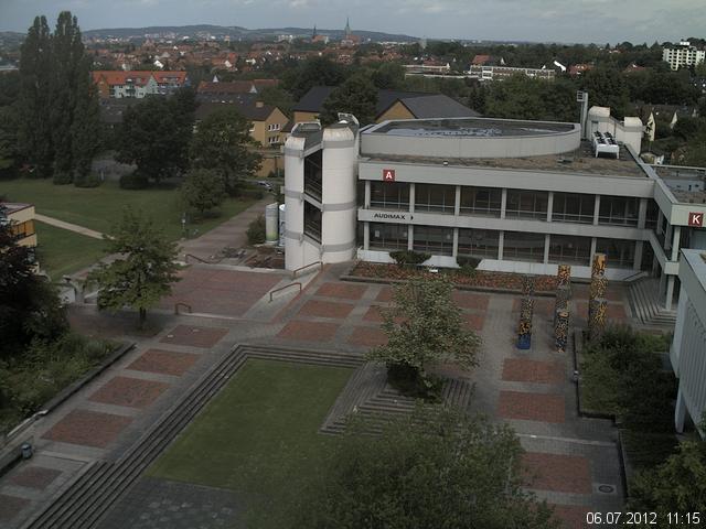 Foto der Webcam: Verwaltungsgeb&auml;ude, Innenhof mit Audimax, H&ouml;rsaal-Geb&auml;ude 1