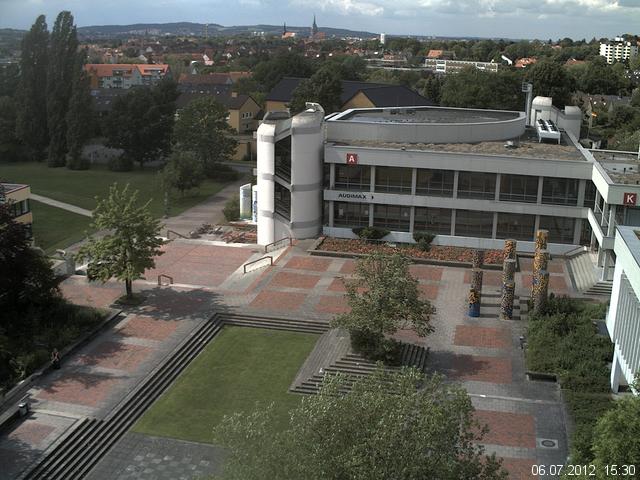 Foto der Webcam: Verwaltungsgeb&auml;ude, Innenhof mit Audimax, H&ouml;rsaal-Geb&auml;ude 1