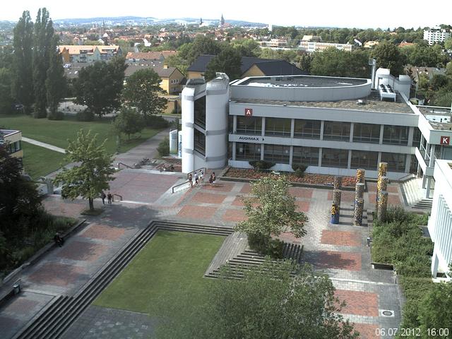 Foto der Webcam: Verwaltungsgeb&auml;ude, Innenhof mit Audimax, H&ouml;rsaal-Geb&auml;ude 1