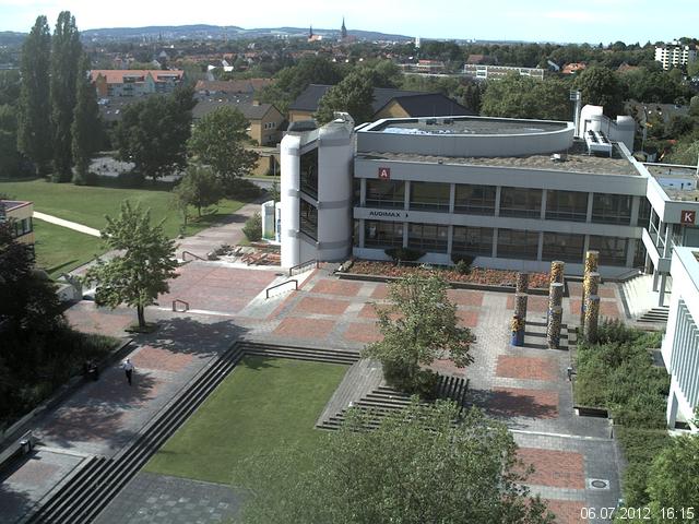 Foto der Webcam: Verwaltungsgeb&auml;ude, Innenhof mit Audimax, H&ouml;rsaal-Geb&auml;ude 1