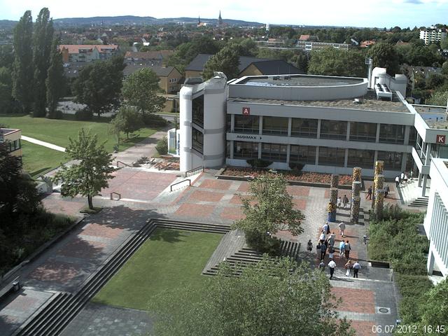 Foto der Webcam: Verwaltungsgeb&auml;ude, Innenhof mit Audimax, H&ouml;rsaal-Geb&auml;ude 1
