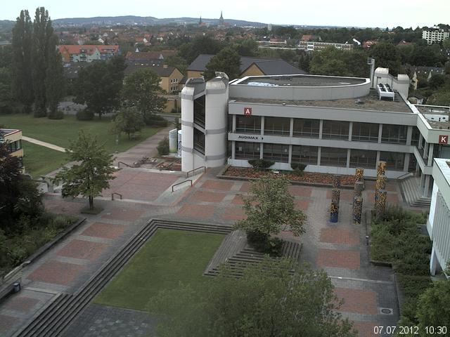 Foto der Webcam: Verwaltungsgeb&auml;ude, Innenhof mit Audimax, H&ouml;rsaal-Geb&auml;ude 1