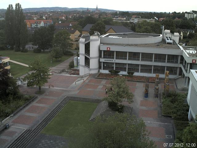 Foto der Webcam: Verwaltungsgeb&auml;ude, Innenhof mit Audimax, H&ouml;rsaal-Geb&auml;ude 1