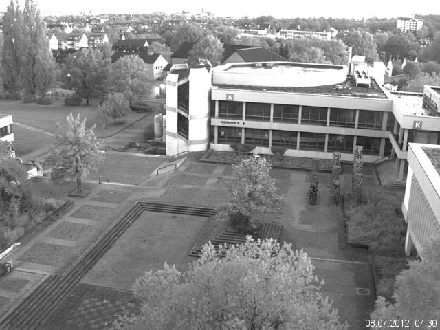 Foto der Webcam: Verwaltungsgeb&auml;ude, Innenhof mit Audimax, H&ouml;rsaal-Geb&auml;ude 1
