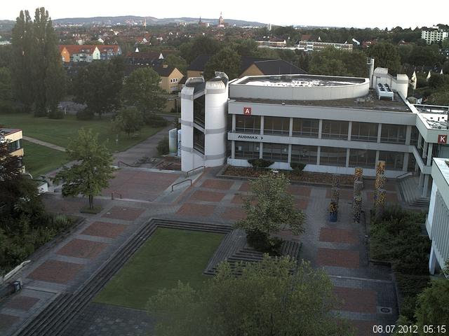 Foto der Webcam: Verwaltungsgeb&auml;ude, Innenhof mit Audimax, H&ouml;rsaal-Geb&auml;ude 1