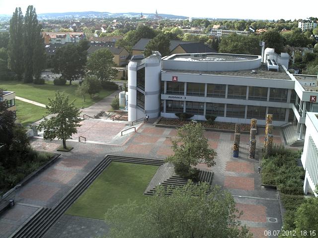 Foto der Webcam: Verwaltungsgeb&auml;ude, Innenhof mit Audimax, H&ouml;rsaal-Geb&auml;ude 1