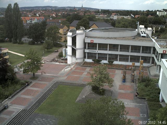 Foto der Webcam: Verwaltungsgeb&auml;ude, Innenhof mit Audimax, H&ouml;rsaal-Geb&auml;ude 1
