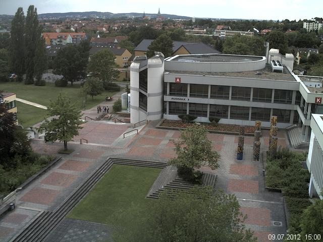 Foto der Webcam: Verwaltungsgeb&auml;ude, Innenhof mit Audimax, H&ouml;rsaal-Geb&auml;ude 1