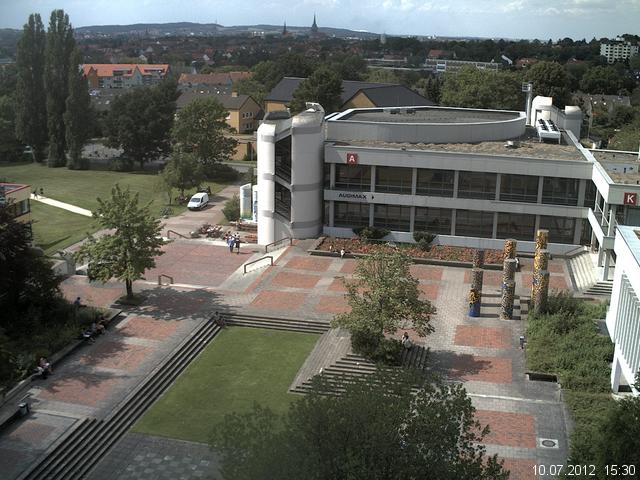 Foto der Webcam: Verwaltungsgeb&auml;ude, Innenhof mit Audimax, H&ouml;rsaal-Geb&auml;ude 1