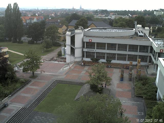 Foto der Webcam: Verwaltungsgeb&auml;ude, Innenhof mit Audimax, H&ouml;rsaal-Geb&auml;ude 1