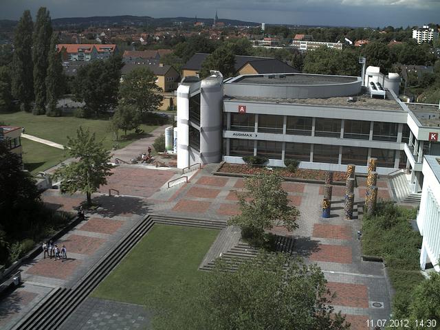 Foto der Webcam: Verwaltungsgeb&auml;ude, Innenhof mit Audimax, H&ouml;rsaal-Geb&auml;ude 1