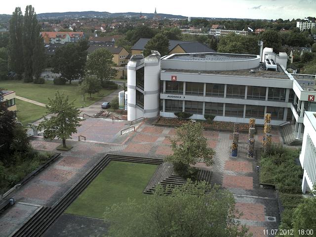 Foto der Webcam: Verwaltungsgeb&auml;ude, Innenhof mit Audimax, H&ouml;rsaal-Geb&auml;ude 1