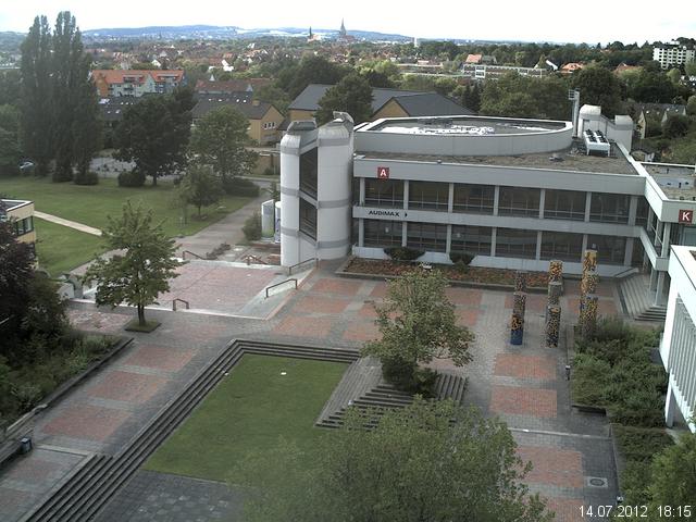 Foto der Webcam: Verwaltungsgeb&auml;ude, Innenhof mit Audimax, H&ouml;rsaal-Geb&auml;ude 1