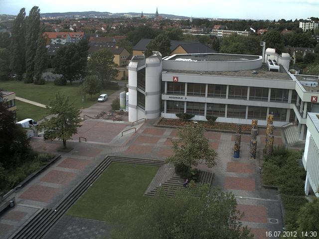 Foto der Webcam: Verwaltungsgeb&auml;ude, Innenhof mit Audimax, H&ouml;rsaal-Geb&auml;ude 1