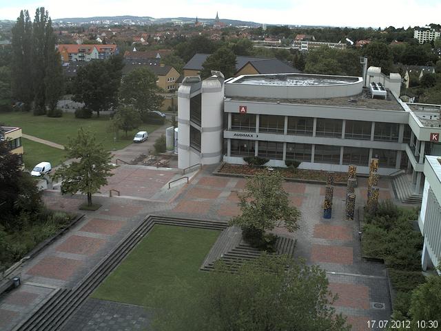 Foto der Webcam: Verwaltungsgeb&auml;ude, Innenhof mit Audimax, H&ouml;rsaal-Geb&auml;ude 1