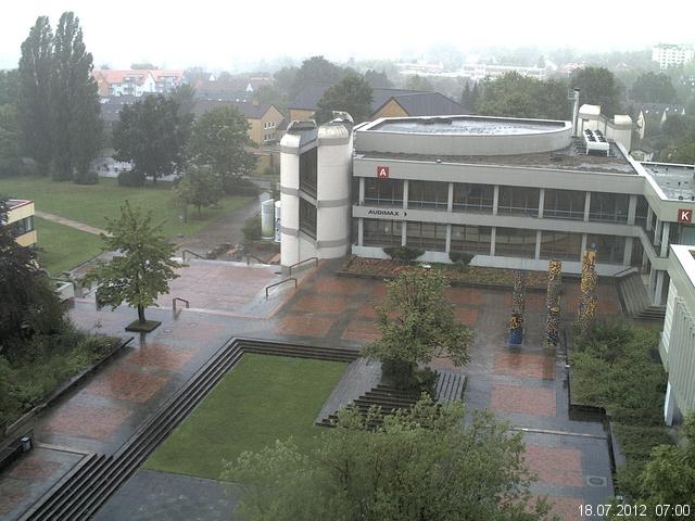 Foto der Webcam: Verwaltungsgeb&auml;ude, Innenhof mit Audimax, H&ouml;rsaal-Geb&auml;ude 1
