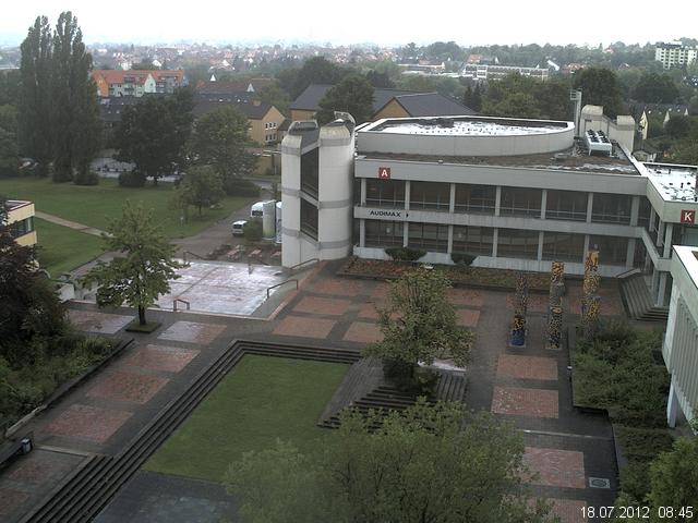 Foto der Webcam: Verwaltungsgeb&auml;ude, Innenhof mit Audimax, H&ouml;rsaal-Geb&auml;ude 1