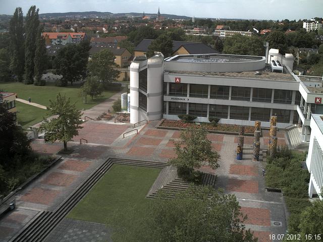 Foto der Webcam: Verwaltungsgeb&auml;ude, Innenhof mit Audimax, H&ouml;rsaal-Geb&auml;ude 1