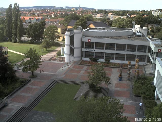 Foto der Webcam: Verwaltungsgeb&auml;ude, Innenhof mit Audimax, H&ouml;rsaal-Geb&auml;ude 1