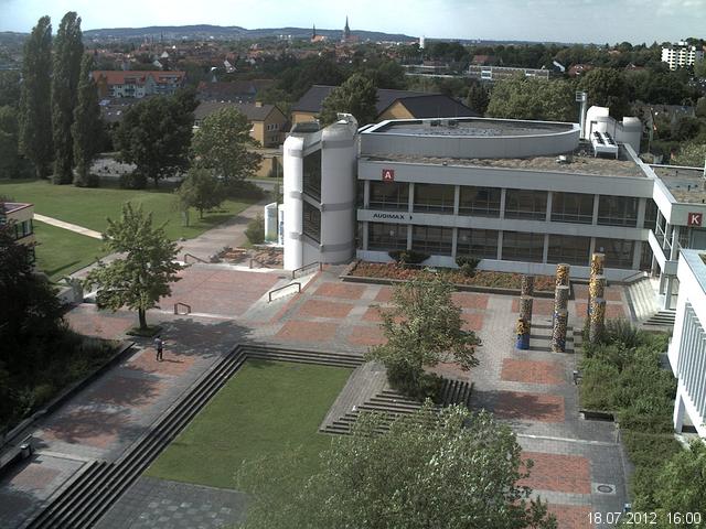 Foto der Webcam: Verwaltungsgeb&auml;ude, Innenhof mit Audimax, H&ouml;rsaal-Geb&auml;ude 1