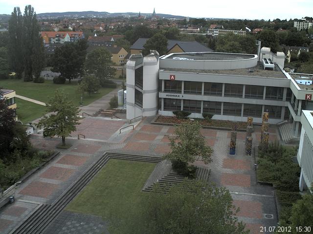Foto der Webcam: Verwaltungsgeb&auml;ude, Innenhof mit Audimax, H&ouml;rsaal-Geb&auml;ude 1