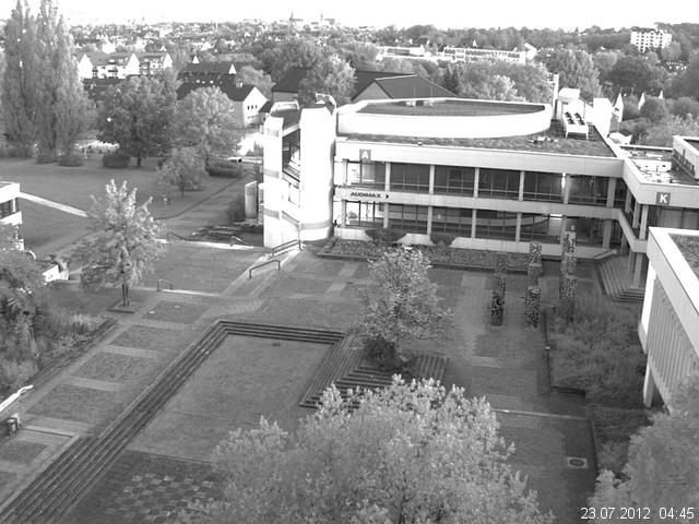 Foto der Webcam: Verwaltungsgeb&auml;ude, Innenhof mit Audimax, H&ouml;rsaal-Geb&auml;ude 1