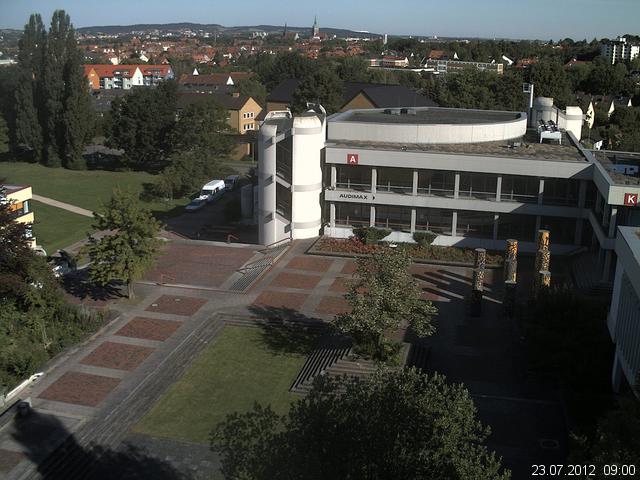 Foto der Webcam: Verwaltungsgeb&auml;ude, Innenhof mit Audimax, H&ouml;rsaal-Geb&auml;ude 1