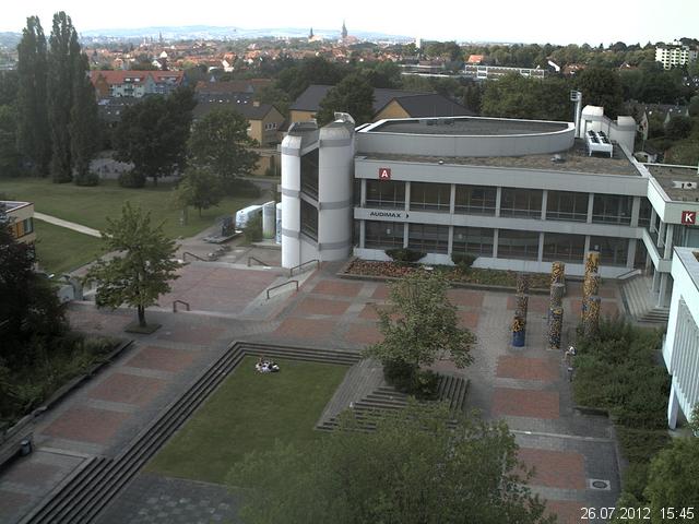 Foto der Webcam: Verwaltungsgeb&auml;ude, Innenhof mit Audimax, H&ouml;rsaal-Geb&auml;ude 1