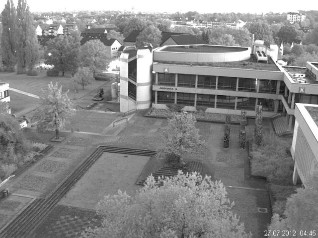 Foto der Webcam: Verwaltungsgeb&auml;ude, Innenhof mit Audimax, H&ouml;rsaal-Geb&auml;ude 1