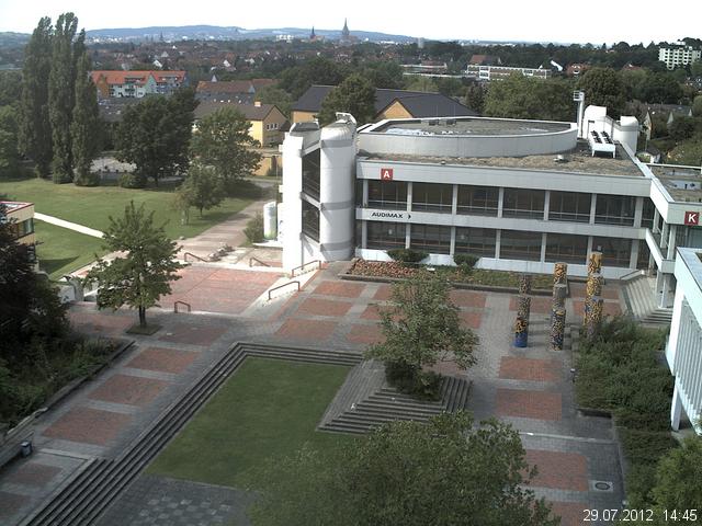 Foto der Webcam: Verwaltungsgeb&auml;ude, Innenhof mit Audimax, H&ouml;rsaal-Geb&auml;ude 1