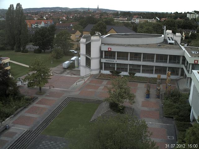 Foto der Webcam: Verwaltungsgeb&auml;ude, Innenhof mit Audimax, H&ouml;rsaal-Geb&auml;ude 1