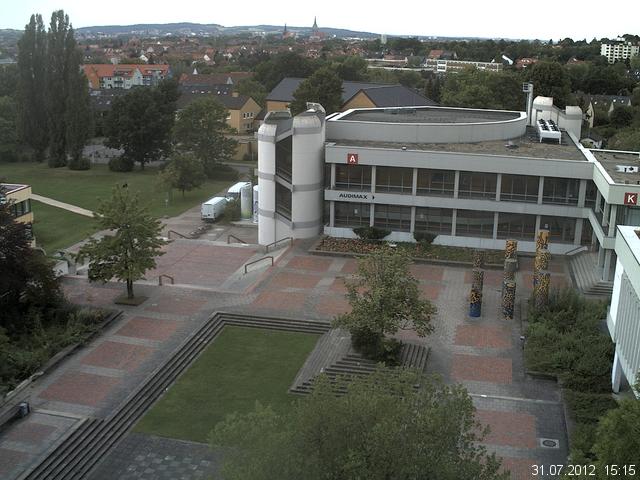 Foto der Webcam: Verwaltungsgeb&auml;ude, Innenhof mit Audimax, H&ouml;rsaal-Geb&auml;ude 1