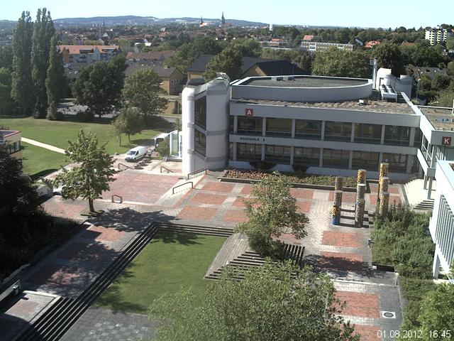 Foto der Webcam: Verwaltungsgeb&auml;ude, Innenhof mit Audimax, H&ouml;rsaal-Geb&auml;ude 1