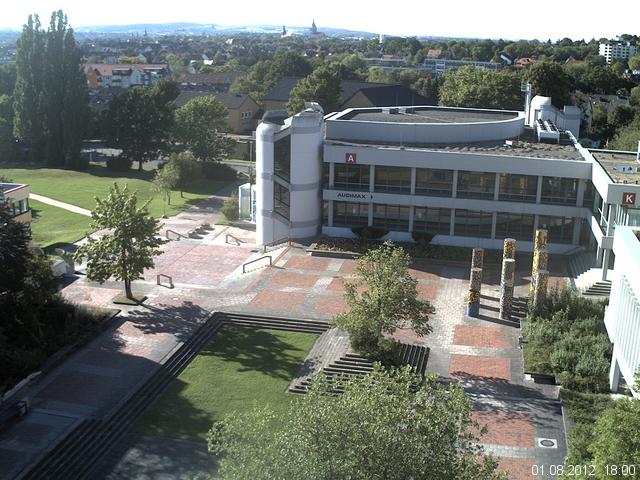 Foto der Webcam: Verwaltungsgeb&auml;ude, Innenhof mit Audimax, H&ouml;rsaal-Geb&auml;ude 1